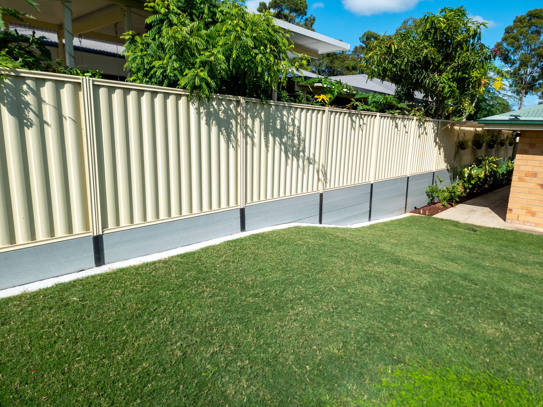 Fibre-reinforced polymer sleepers, sustainable materials research at CMT Engineers